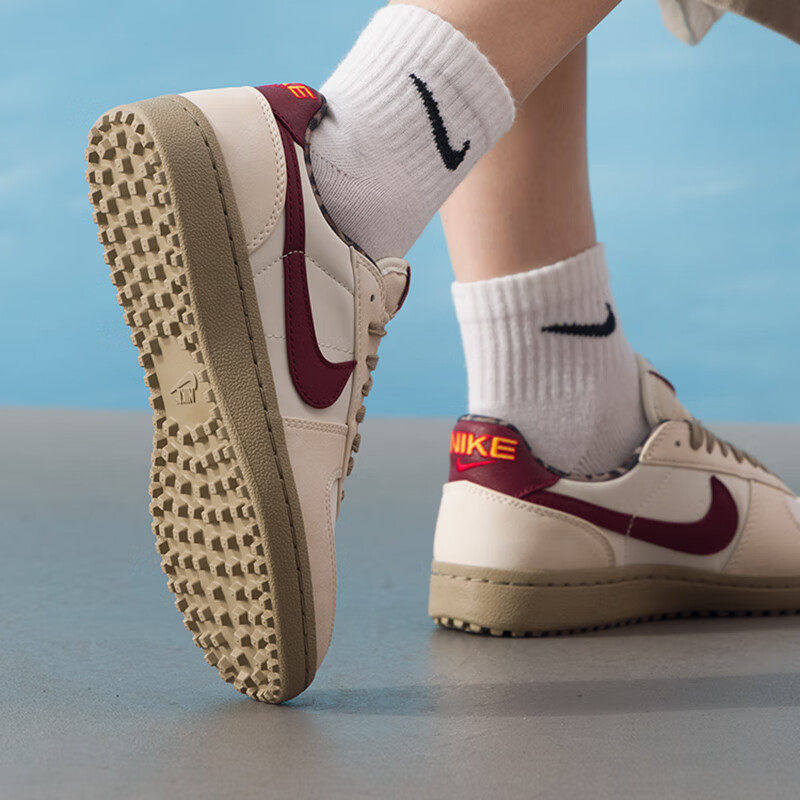 Nike Damen-Sport-Tennisschuhe  – Outdoor Lighting Hong Kong Bewertung und Preis